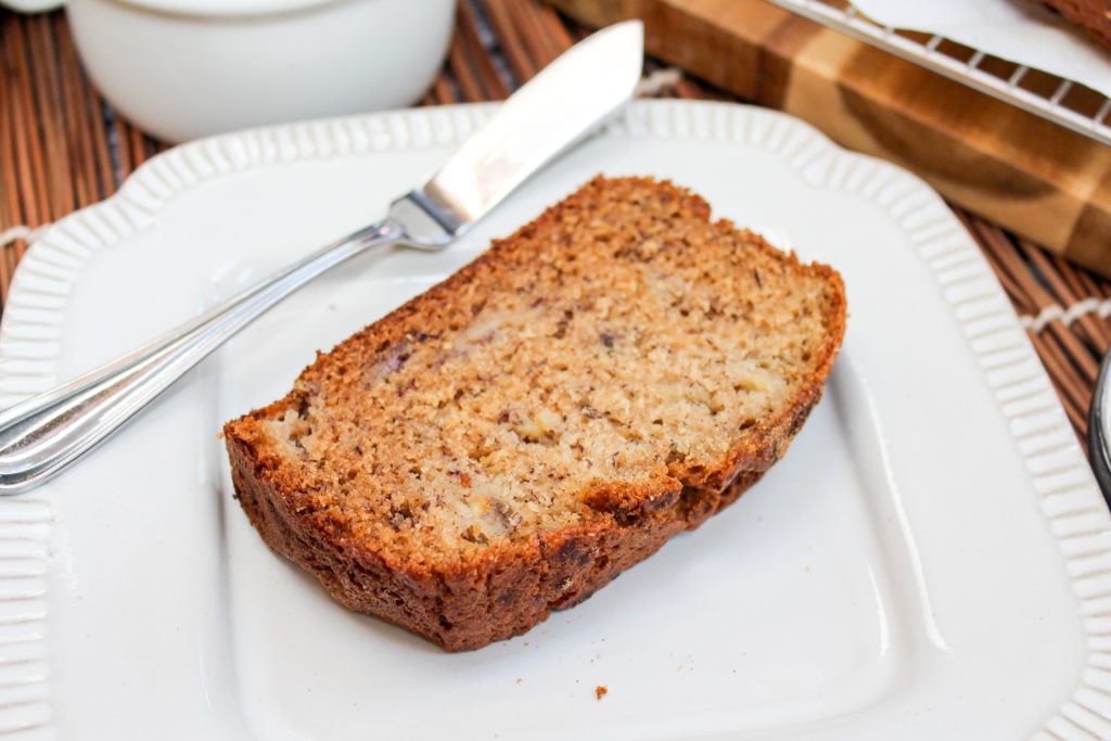 sliced banana bread