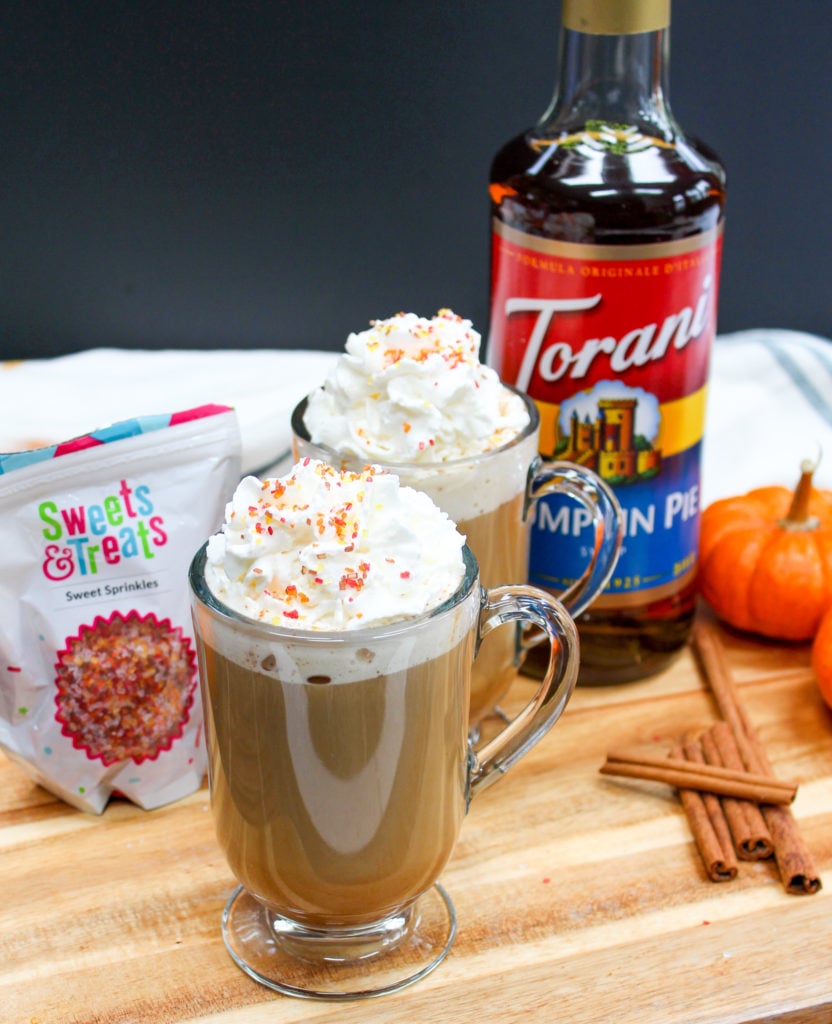 pumpkin latte in mugs