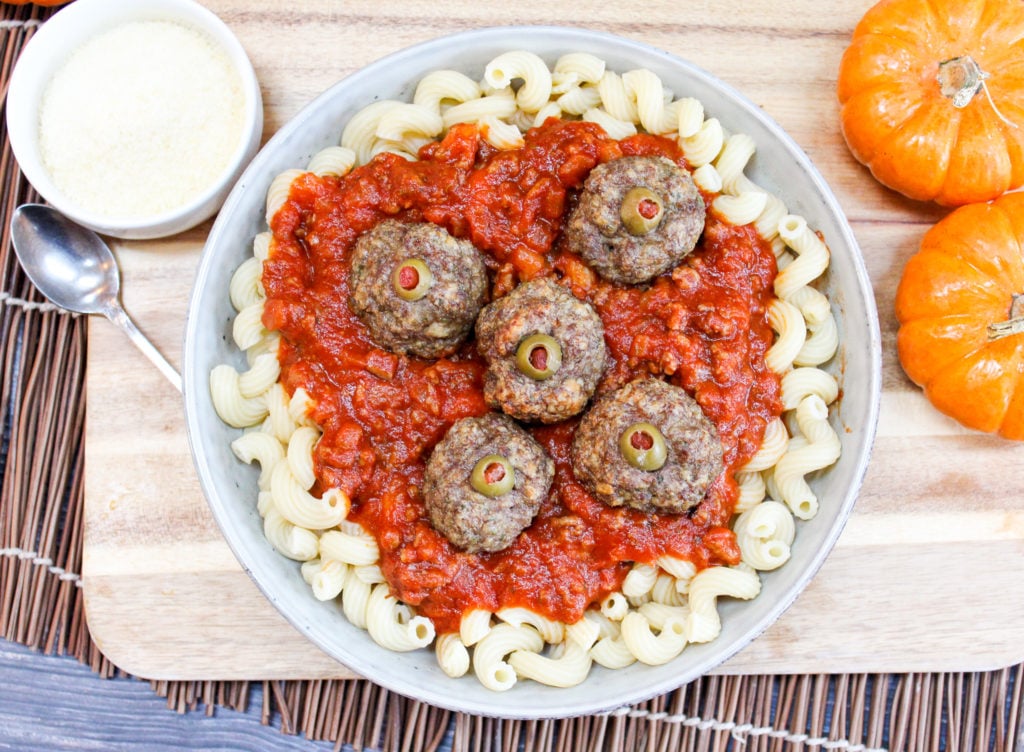 meatballs with pasta