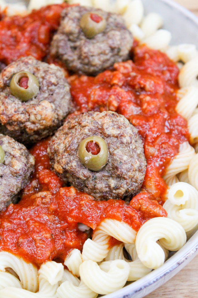 meatballs with pasta
