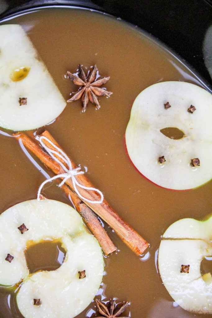 cider in a slow cooker