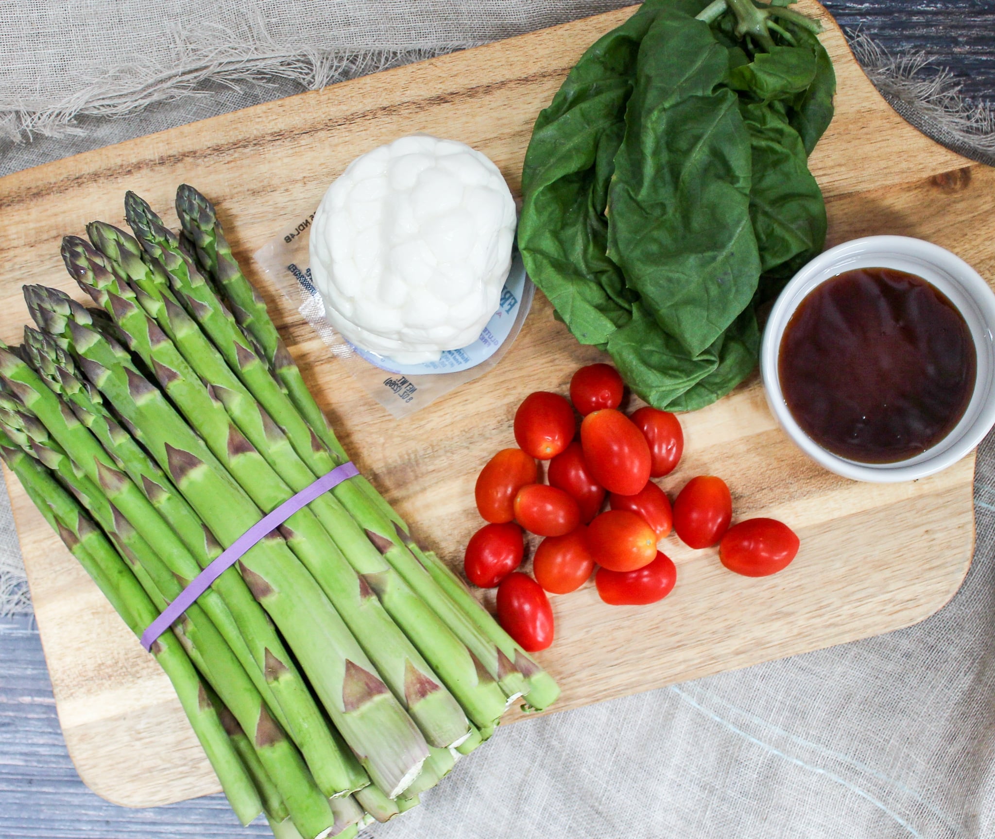 asparagus caprese ingredients