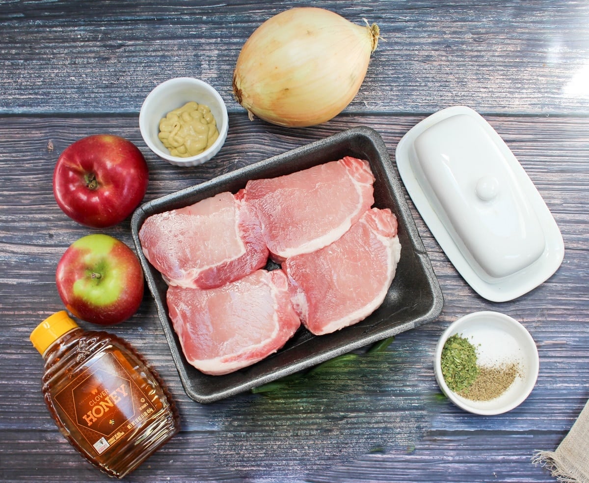 ingredients of pork and apple packets