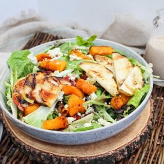 salad in a bowl with grilled apples and pears