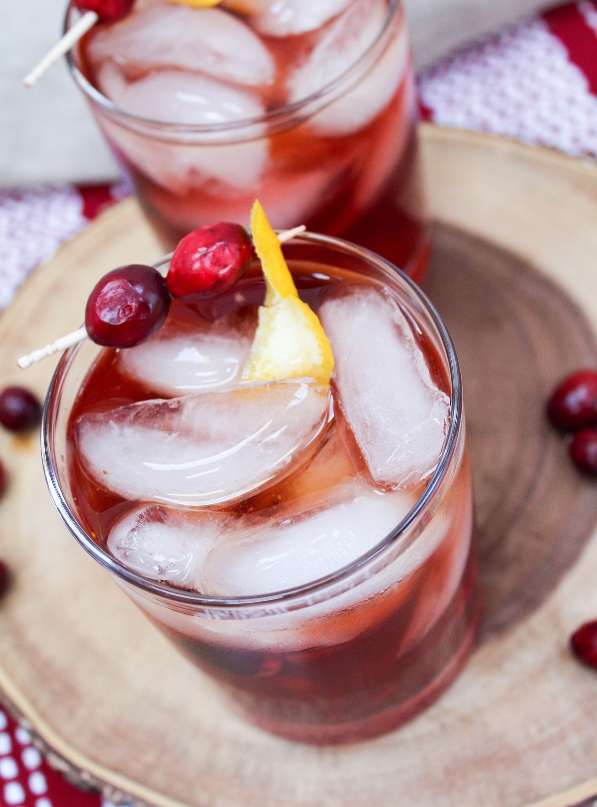 cranberry old fashioned with cranberry juice